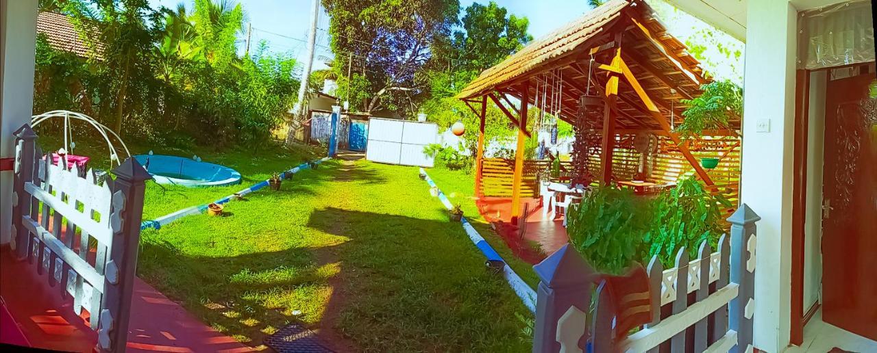 Happy Morning Bliss Bed and Breakfast Mirissa Exterior foto